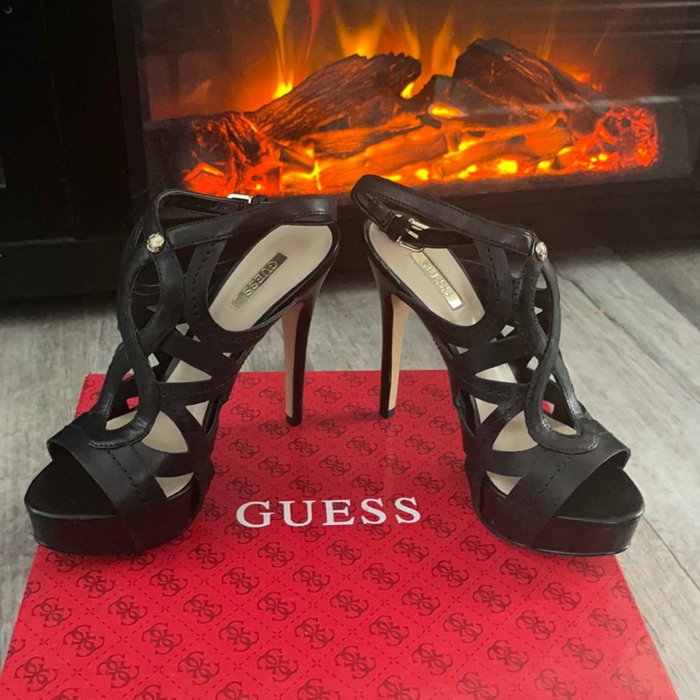 Guess Kaesy high heels size 6.5